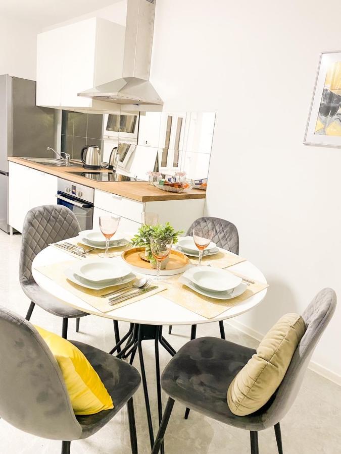 Olea Apartments Pobegi Екстериор снимка