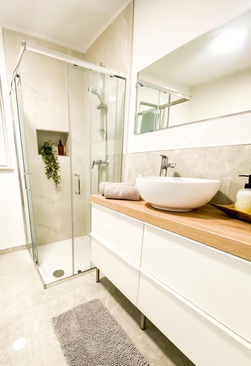 Olea Apartments Pobegi Екстериор снимка
